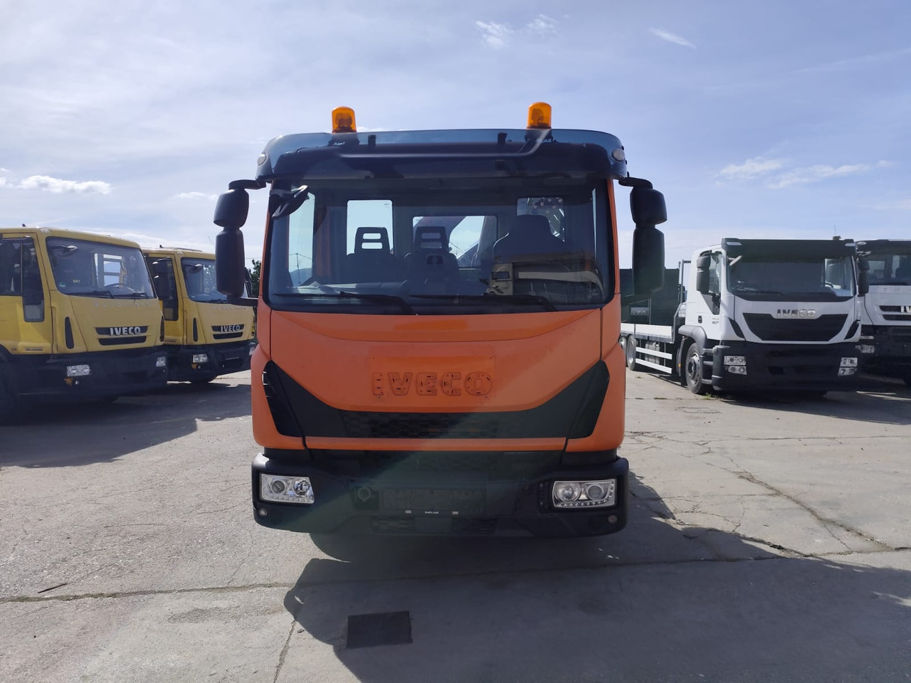 Camion grue IVECO EUROCARGO 120-90L: photos 32