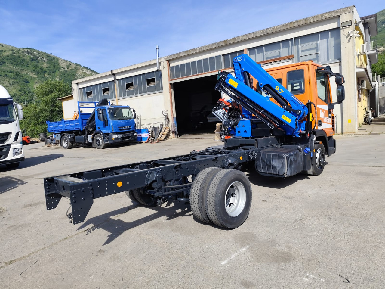 Camion grue IVECO EUROCARGO 120-90L: photos 24