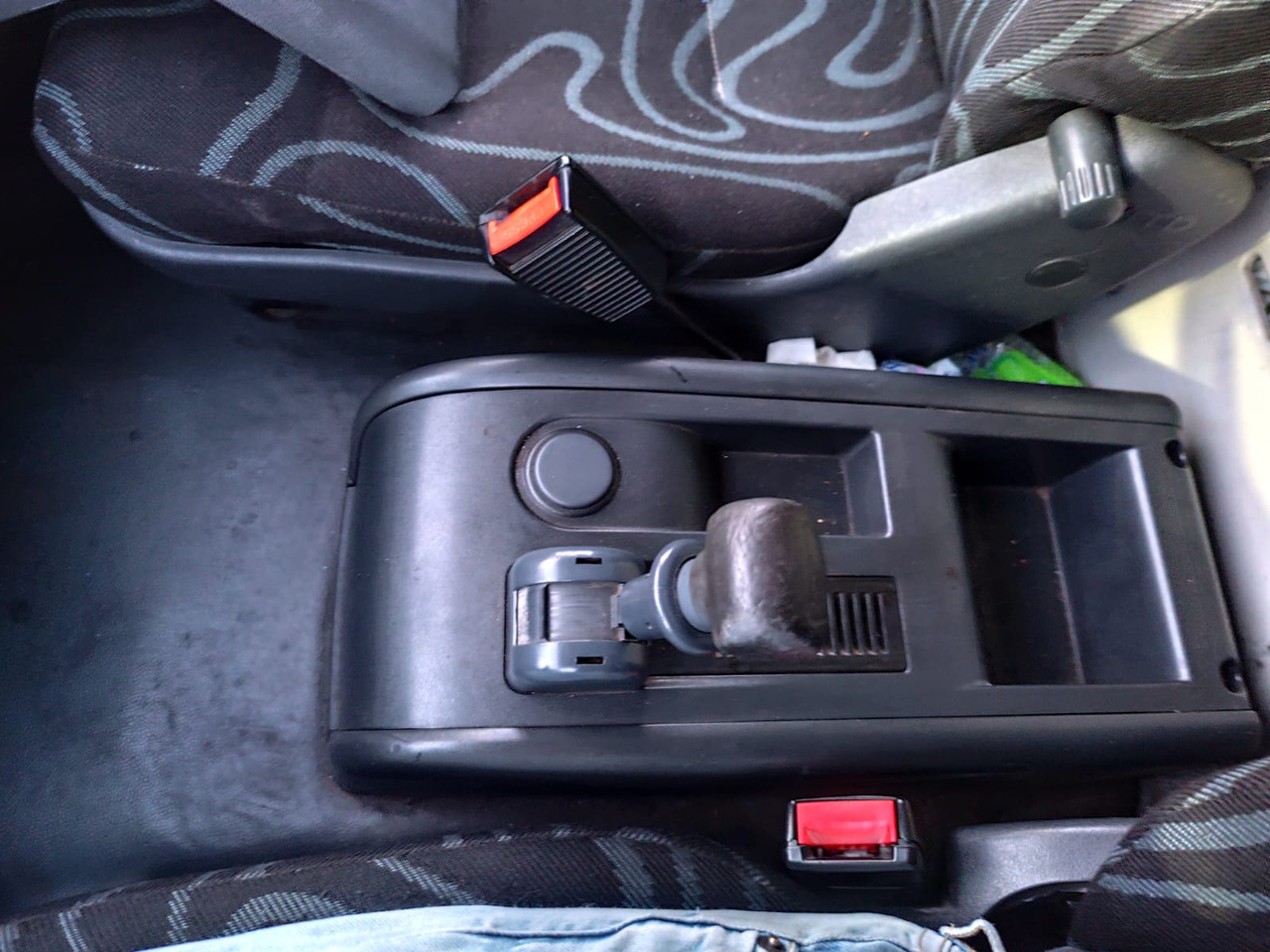 IVECO EUROCARGO 120E28P - Châssis cabine: photos 4 IVECO EUROCARGO 120E28P - Châssis cabine: photos 4