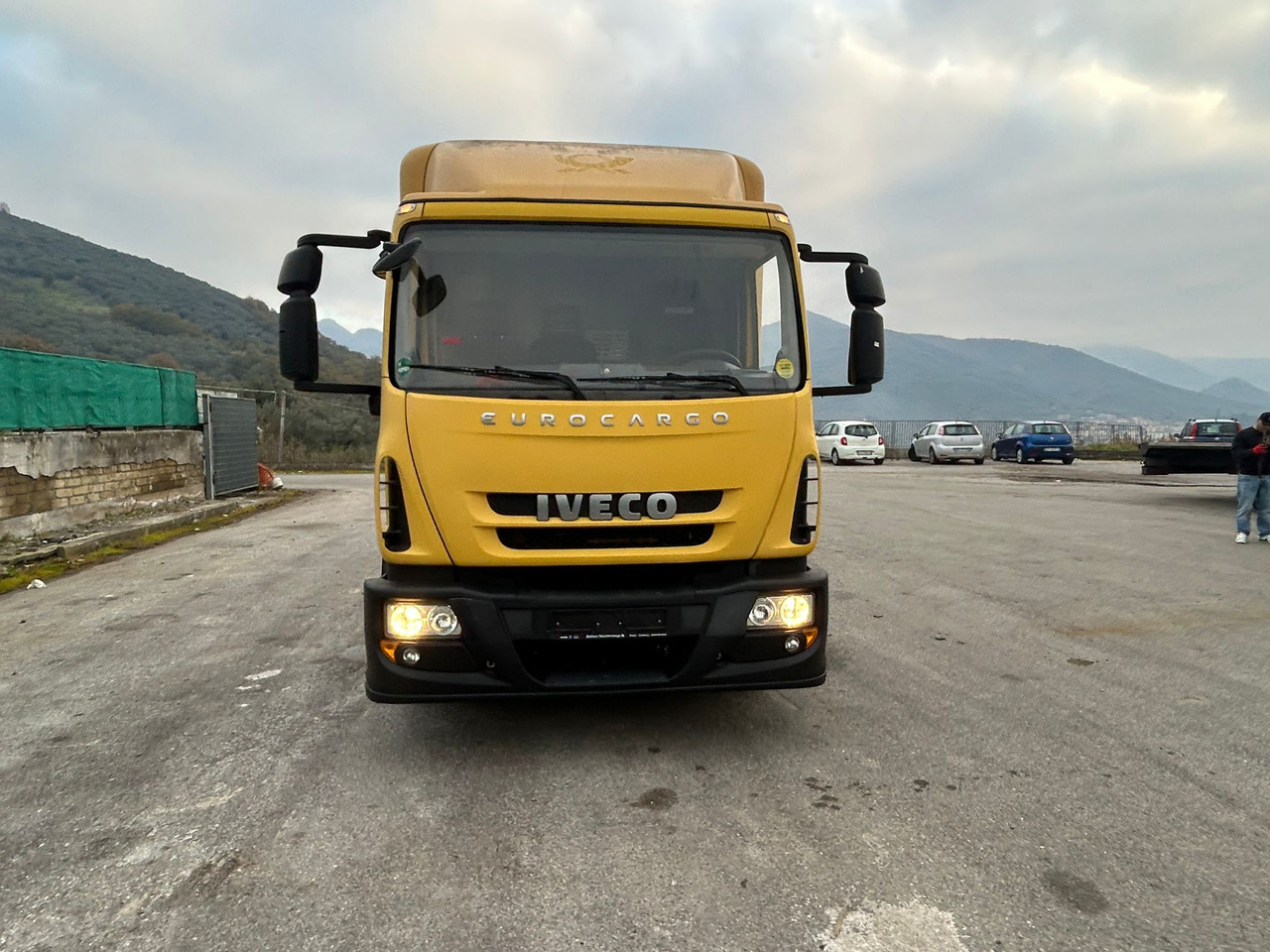 Châssis cabine IVECO EUROCARGO 120E28P: photos 9 Châssis cabine IVECO EUROCARGO 120E28P: photos 9