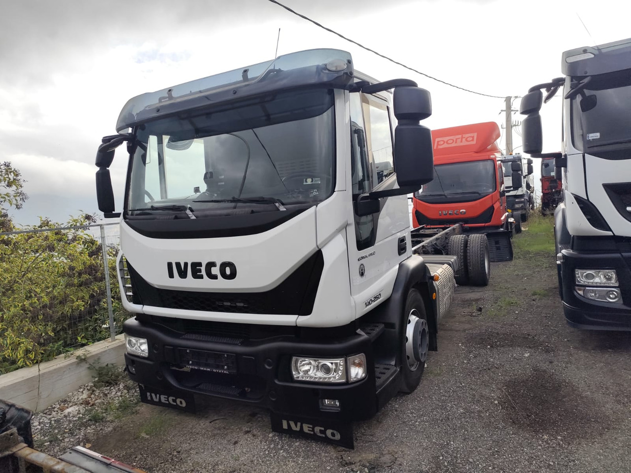 IVECO EUROCARGO 140-250 en leasing occasion IVECO EUROCARGO 140-250: photos 18