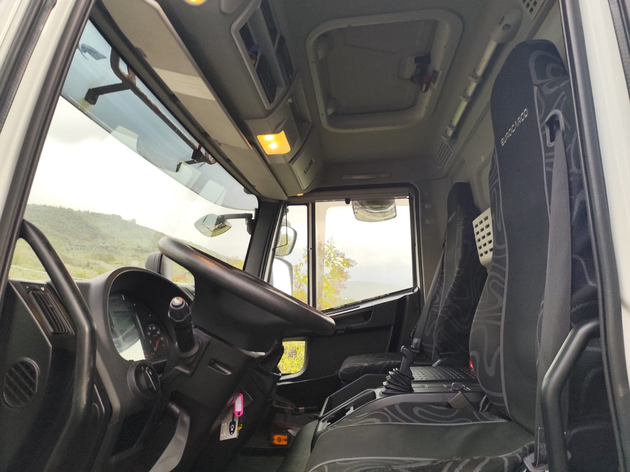 IVECO EUROCARGO 140-250 en leasing occasion IVECO EUROCARGO 140-250: photos 11