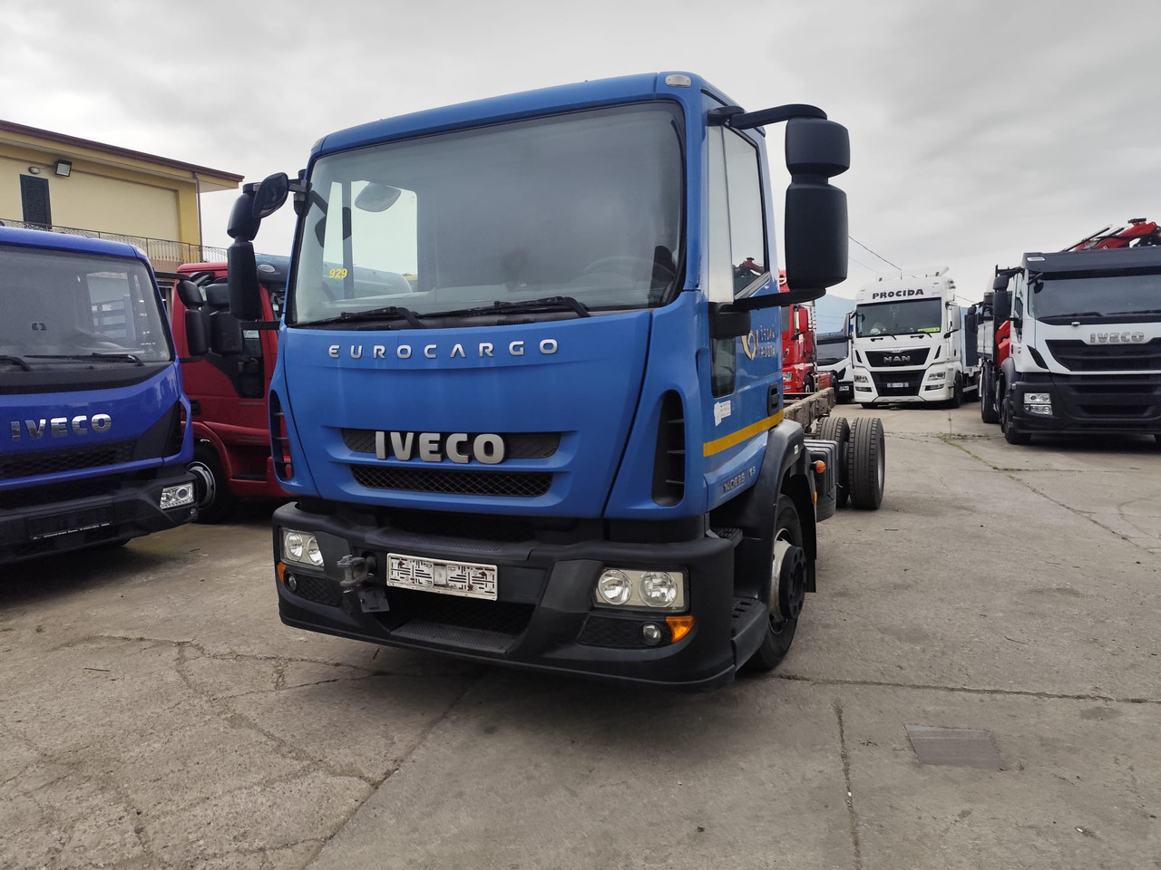 Châssis cabine IVECO EUROCARGO 140E25: photos 17