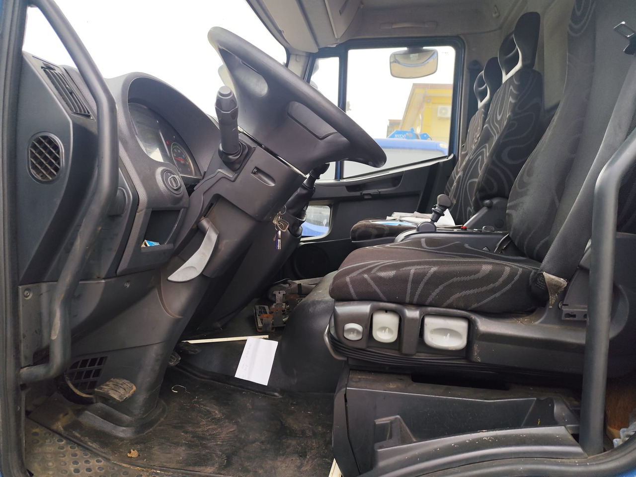 Châssis cabine IVECO EUROCARGO 140E25: photos 10
