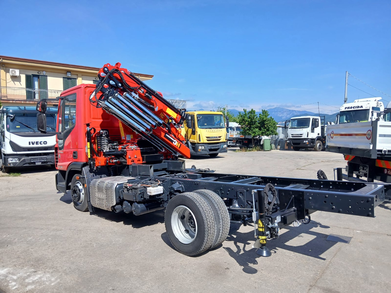 Camion grue IVECO EUROCARGO 80-190: photos 22