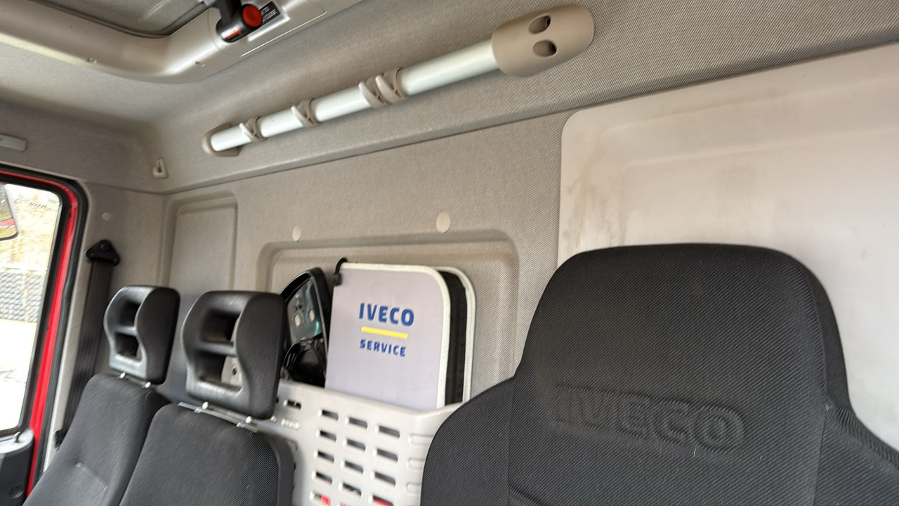 Châssis cabine IVECO EUROCARGO 80-190: photos 11