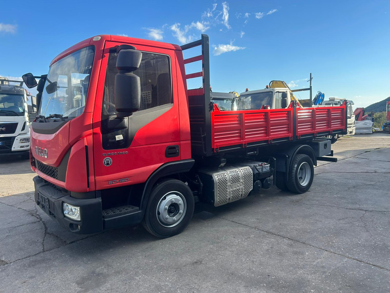 IVECO EUROCARGO 80-190 - Camion benne: photos 1 IVECO EUROCARGO 80-190 - Camion benne: photos 1