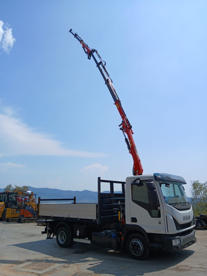 IVECO EUROCARGO 80-210 - Camion grue: photos 5 IVECO EUROCARGO 80-210 - Camion grue: photos 5
