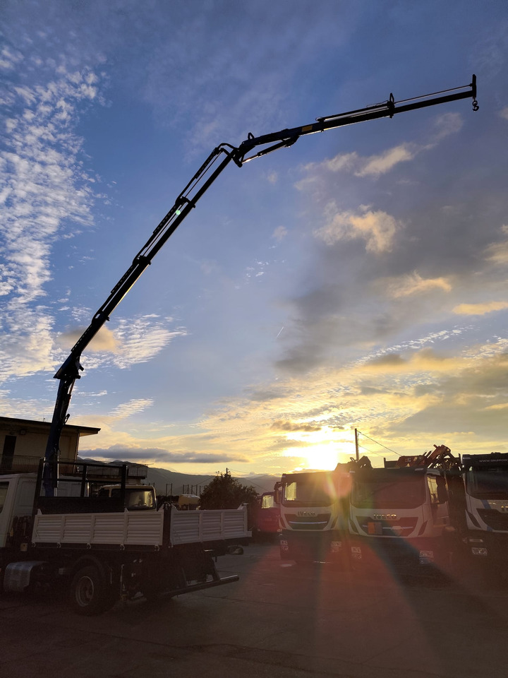 Camion grue, Camion benne IVECO EUROCARGO 80-210: photos 27 Camion grue, Camion benne IVECO EUROCARGO 80-210: photos 27