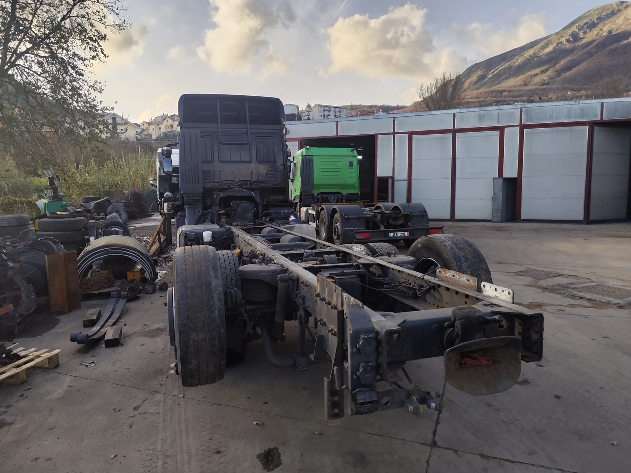 IVECO STRALIS 260S36 - Châssis cabine: photos 3 IVECO STRALIS 260S36 - Châssis cabine: photos 3