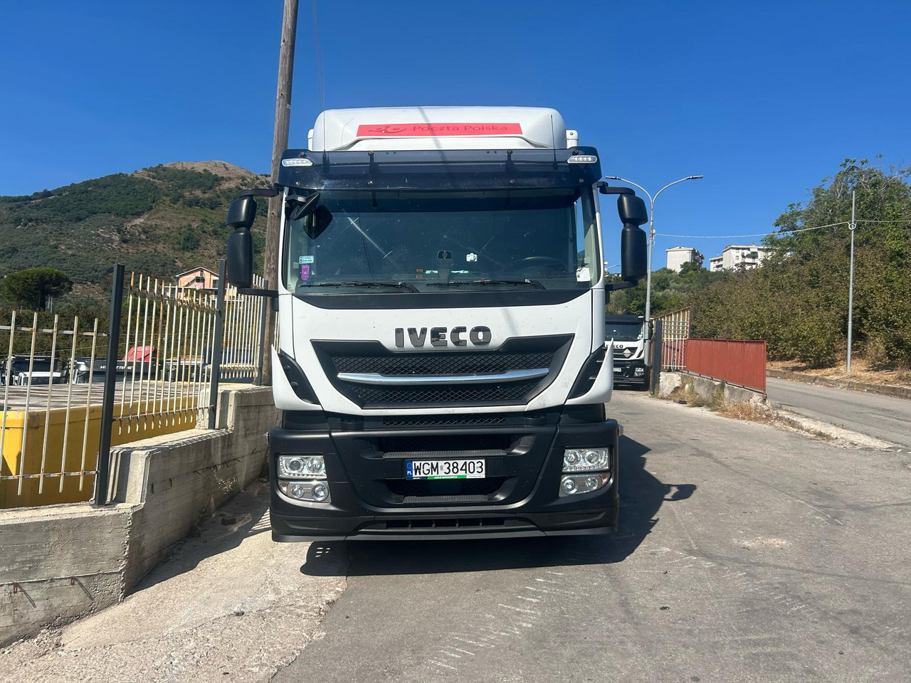 IVECO STRALIS AD 260S31 XP - Camion fourgon: photos 5 IVECO STRALIS AD 260S31 XP - Camion fourgon: photos 5