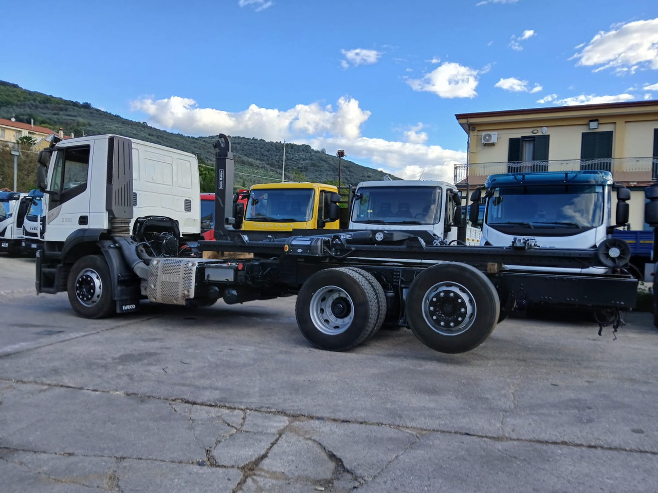 Camion ampliroll IVECO STRALIS AD 260S31 Y/P: photos 10