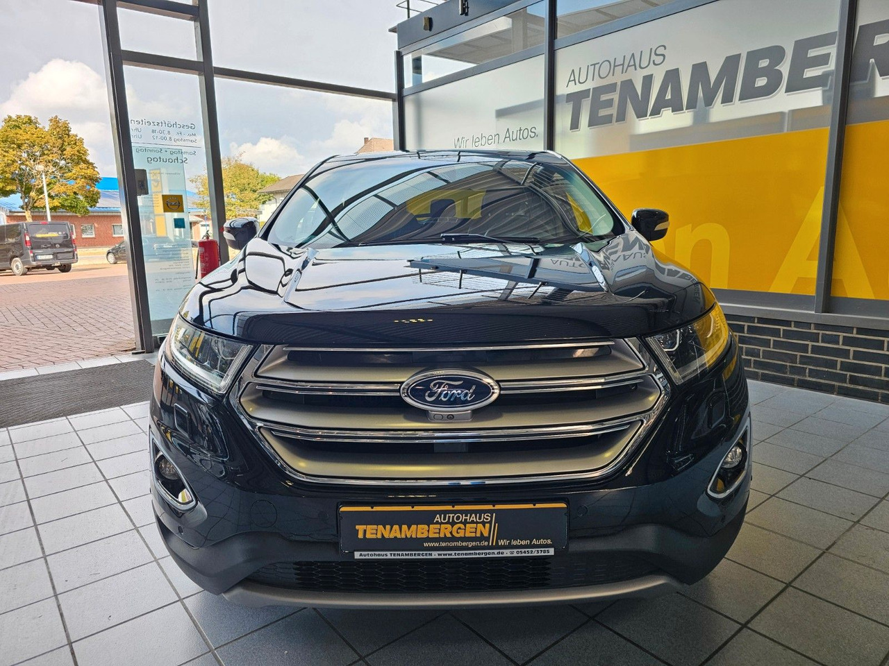 Ford Edge Titanium 4x4 AHK ACC SchiebeDach Navi LED - SUV: photos 4 Ford Edge Titanium 4x4 AHK ACC SchiebeDach Navi LED - SUV: photos 4