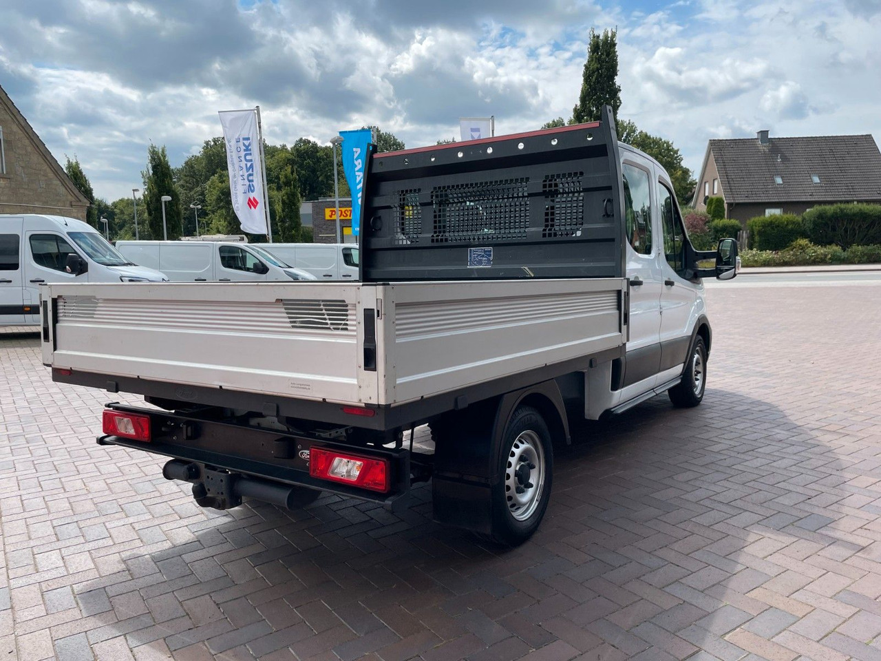 Ford Transit Pritsche 2,0 310 L2 DoKa Klima DAB AHK - Utilitaire plateau, Utilitaire double cabine: photos 2 Ford Transit Pritsche 2,0 310 L2 DoKa Klima DAB AHK - Utilitaire plateau, Utilitaire double cabine: photos 2