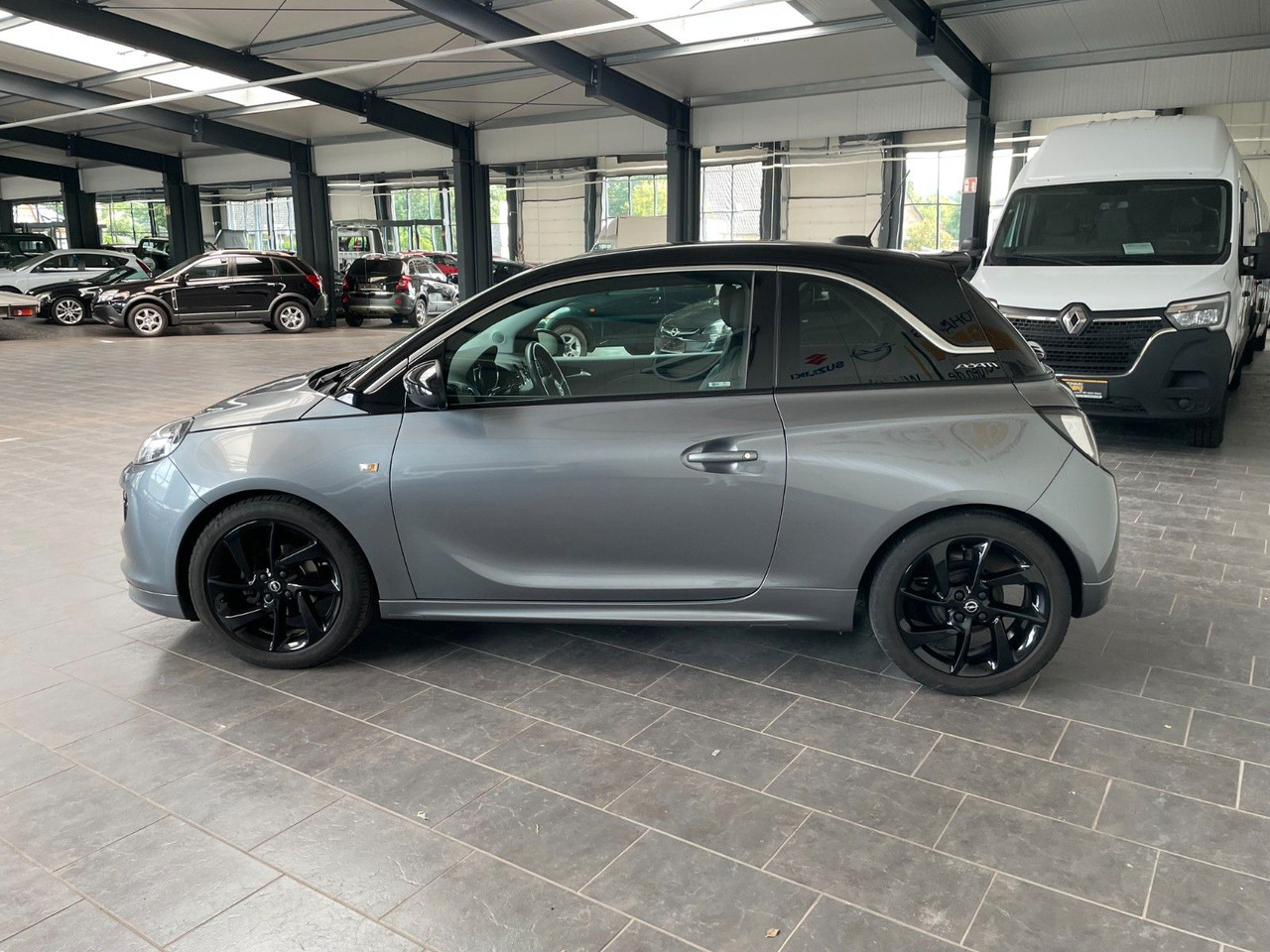 Opel Adam Slam Tempomat Sound-System Infinity - Voiture: photos 5 Opel Adam Slam Tempomat Sound-System Infinity - Voiture: photos 5