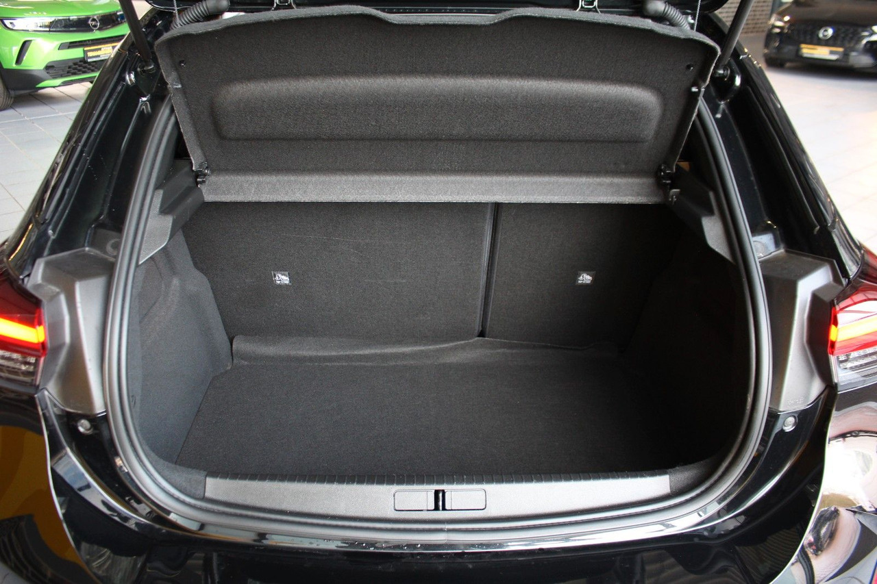 Voiture Opel Corsa F GS Line Navi DAB 180°Kamera LED: photos 11