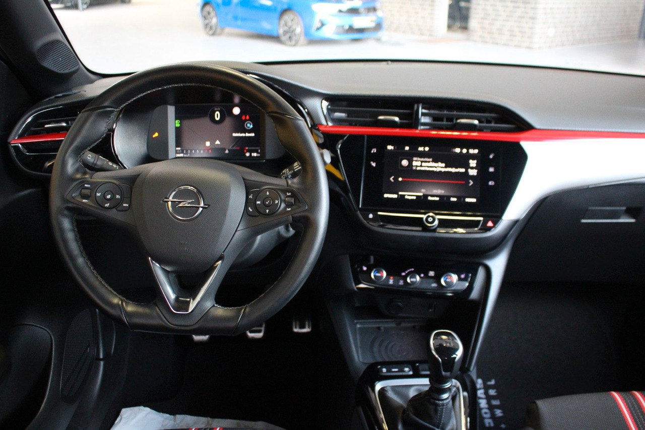 Voiture Opel Corsa F GS Line Navi DAB 180°Kamera LED: photos 13