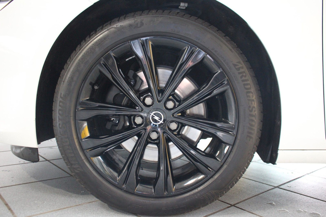 Voiture Opel Insignia B ST 4x4 Leder Massage Bose Matrix AHK: photos 17