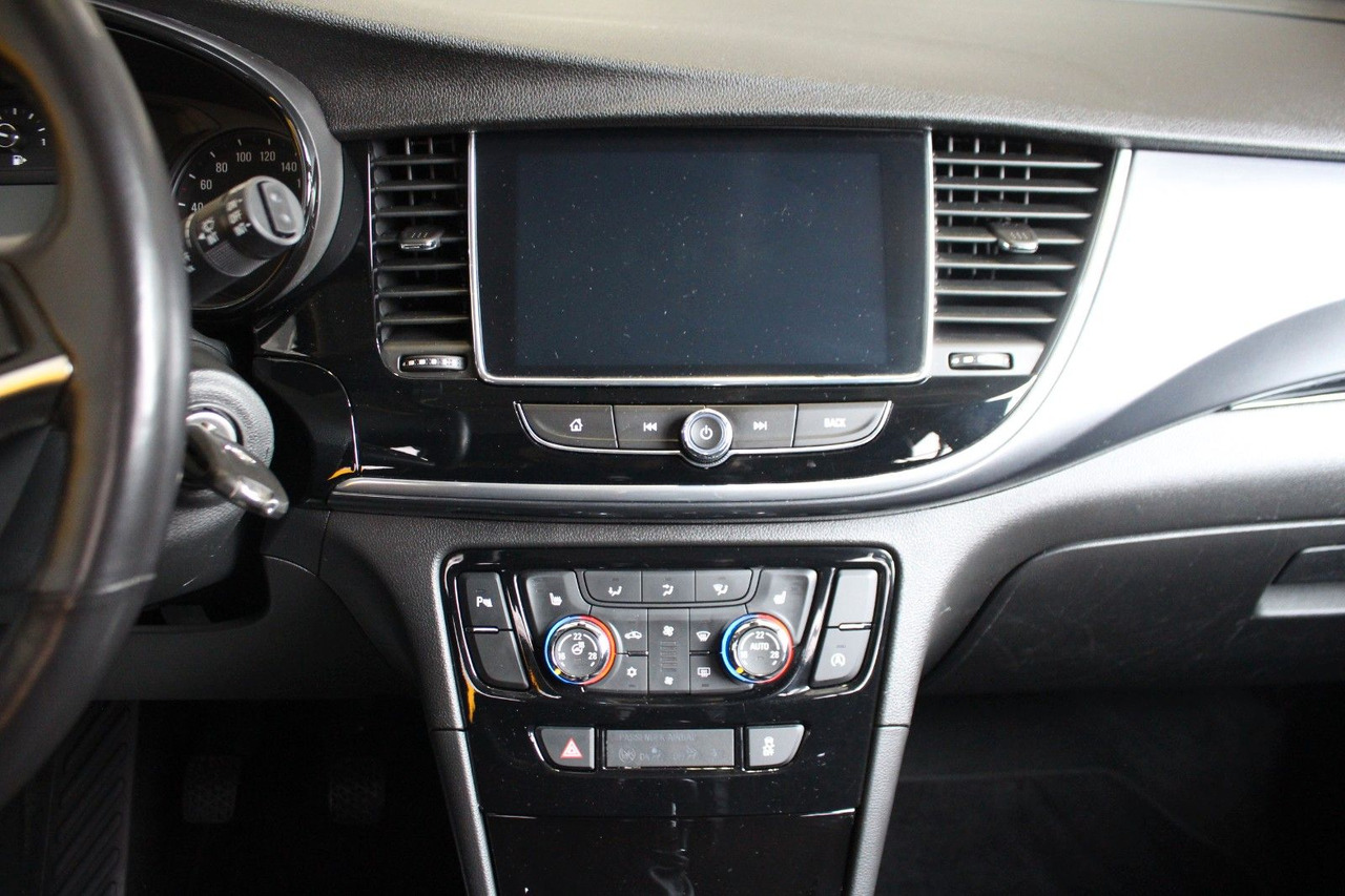 SUV Opel Mokka X 1.4 Turbo Navi IntelliLink Kamera LED: photos 12