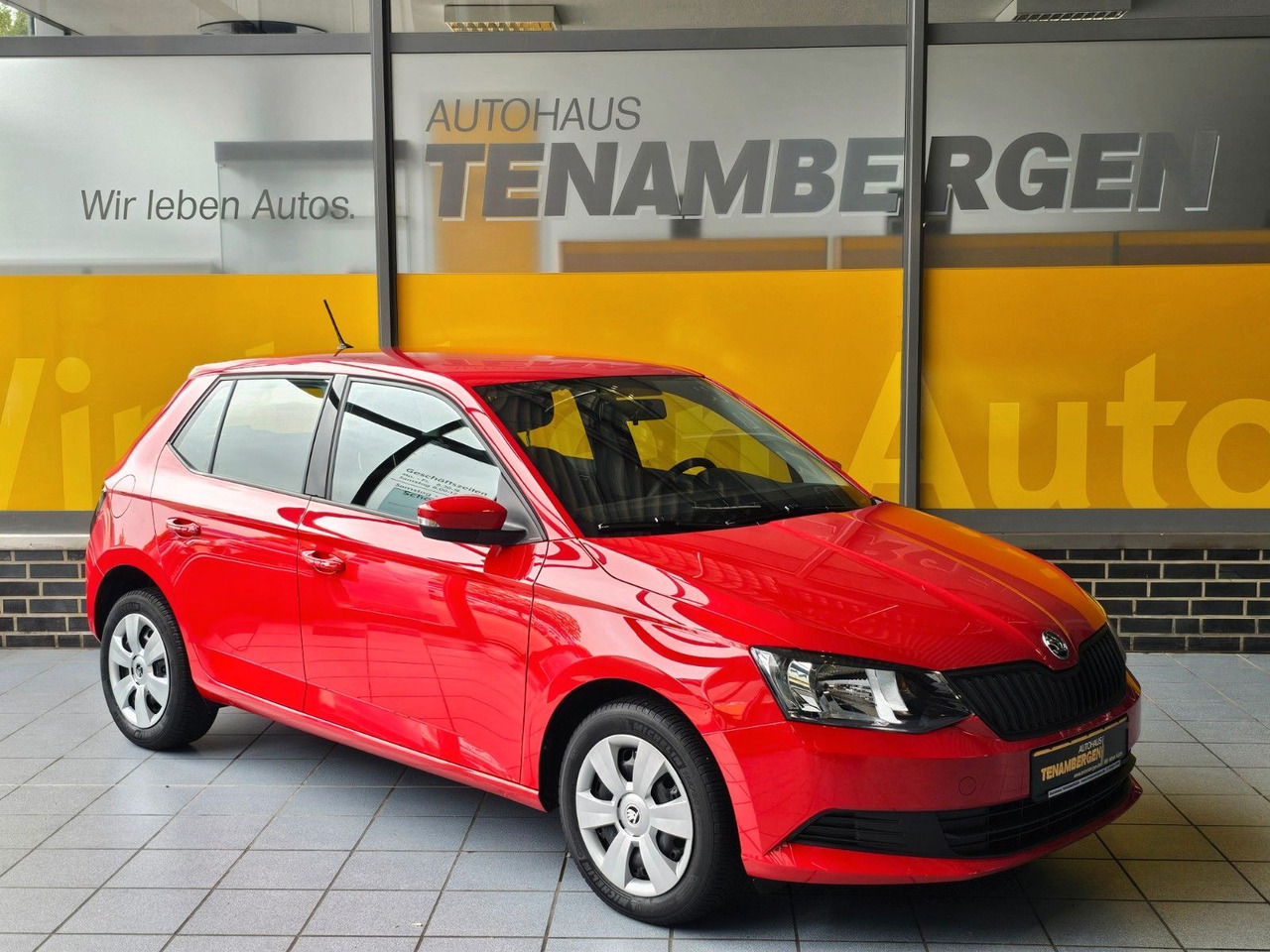 Skoda Fabia Cool Edition SHZ USB - Voiture: photos 1 Skoda Fabia Cool Edition SHZ USB - Voiture: photos 1