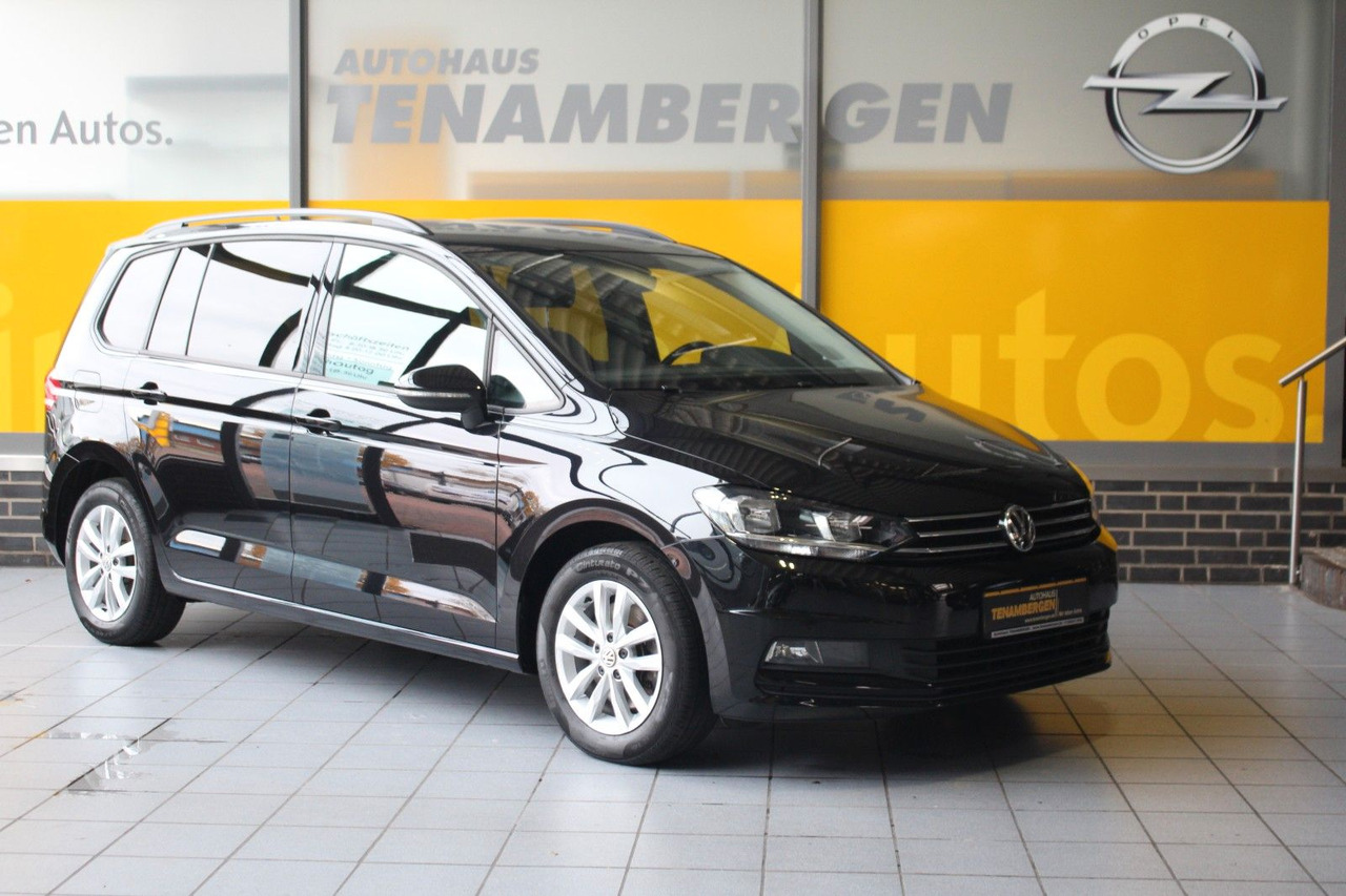 Volkswagen Touran Comfortline BMT S/S Navi Kamera ACC - Transport de personnes: photos 1 Volkswagen Touran Comfortline BMT S/S Navi Kamera ACC - Transport de personnes: photos 1