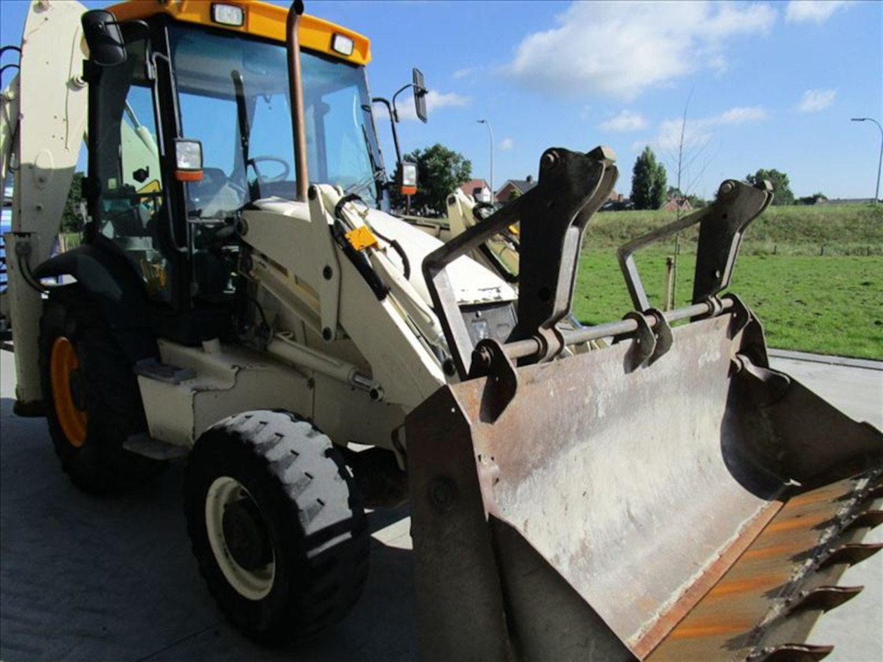JCB 3CX Energy - Tractopelle: photos 1 JCB 3CX Energy - Tractopelle: photos 1