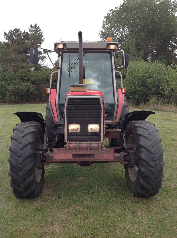 Massey Ferguson 3120 - Tracteur agricole: photos 2 Massey Ferguson 3120 - Tracteur agricole: photos 2