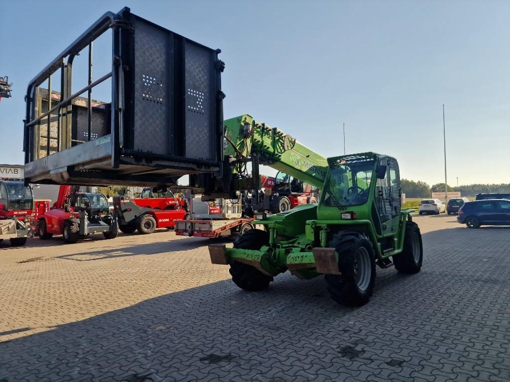 Merlo P 40.17PLUS Personkorg - Chariot télescopique: photos 2 Merlo P 40.17PLUS Personkorg - Chariot télescopique: photos 2