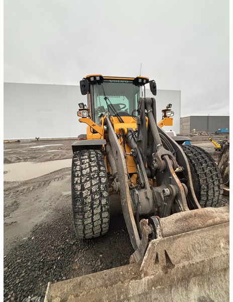 Volvo L90H Volvo L90H - Chargeuse sur pneus: photos 3 Volvo L90H Volvo L90H - Chargeuse sur pneus: photos 3