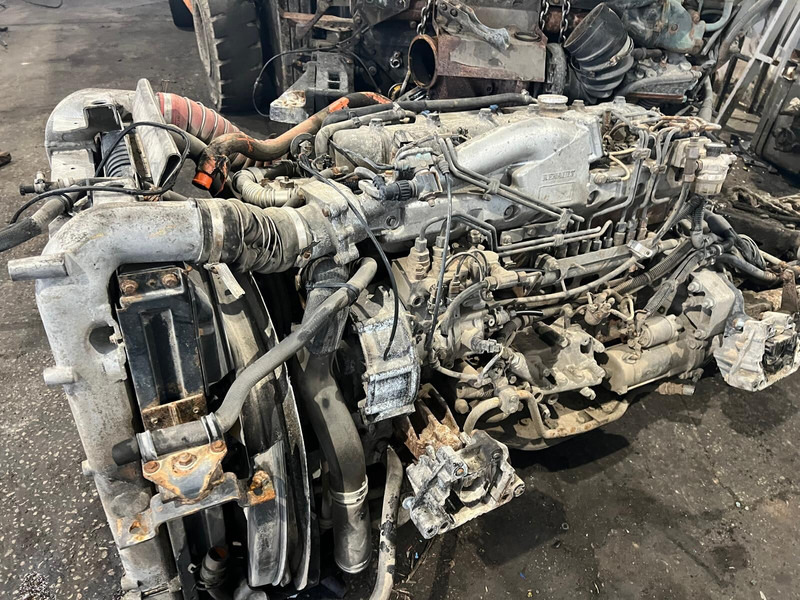 Renault DCI6.ACJ01 - Moteur: photos 1 Renault DCI6.ACJ01 - Moteur: photos 1