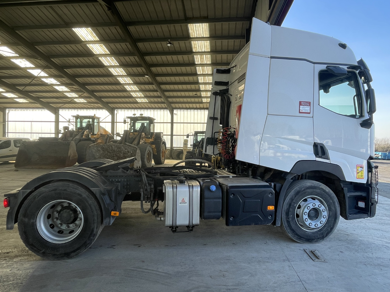 RENAULT T460 - Tracteur routier: photos 4 RENAULT T460 - Tracteur routier: photos 4