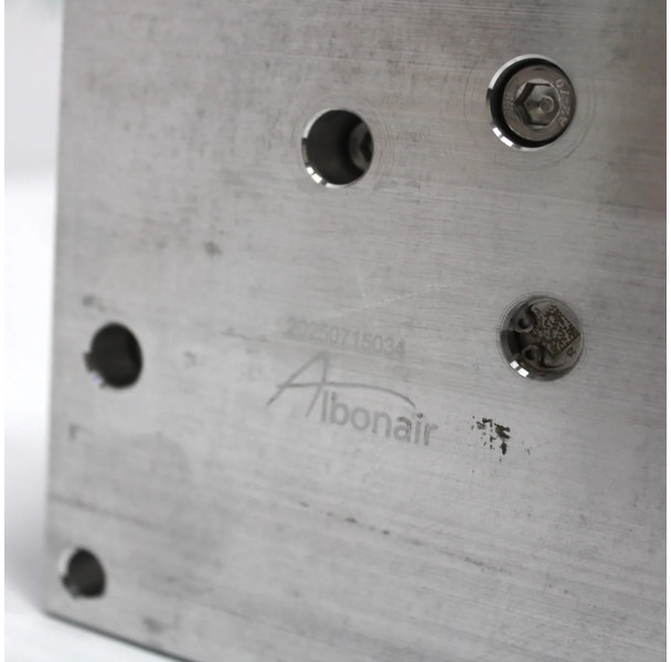 Volvo FH/FM AdBlue Pomp 21679299 | 7421892627 | 23387854 Nieuw - Système de carburant pour Camion: photos 3 Volvo FH/FM AdBlue Pomp 21679299 | 7421892627 | 23387854 Nieuw - Système de carburant pour Camion: photos 3