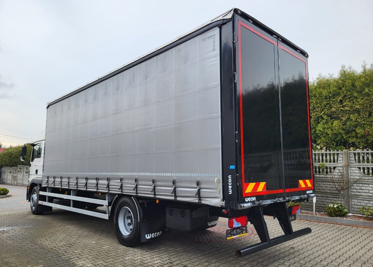 MAN Man Salon Polska I własciciel Serwisowany Bezwypadkowy 18/320 - Camion à rideaux coulissants: photos 5 MAN Man Salon Polska I własciciel Serwisowany Bezwypadkowy 18/320 - Camion à rideaux coulissants: photos 5