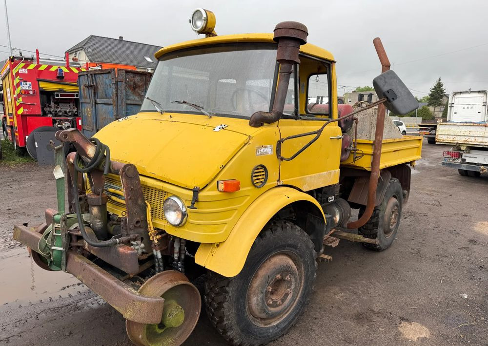 Mercedes-Benz UNIMOG 406B - Camion benne: photos 1 Mercedes-Benz UNIMOG 406B - Camion benne: photos 1