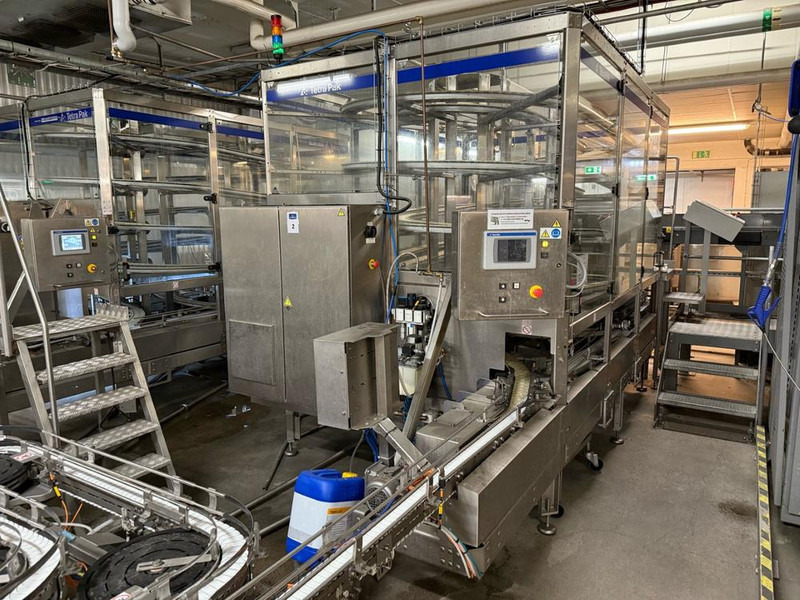 Tetra Pak ACHX30-0700-50M - Bande transporteuse: photos 2 Tetra Pak ACHX30-0700-50M - Bande transporteuse: photos 2