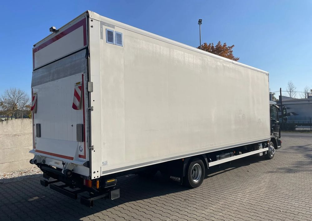 MAN TGL 12.250 - Camion fourgon: photos 5 MAN TGL 12.250 - Camion fourgon: photos 5