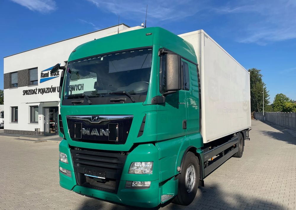 MAN TGX 18.420/ KONTENER 7,2m - Camion fourgon: photos 1 MAN TGX 18.420/ KONTENER 7,2m - Camion fourgon: photos 1