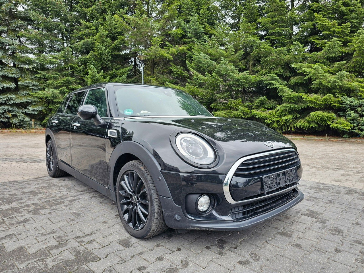 MINI Cooper D Clubman Automatik Harman/Kardon - Voiture break: photos 2 MINI Cooper D Clubman Automatik Harman/Kardon - Voiture break: photos 2