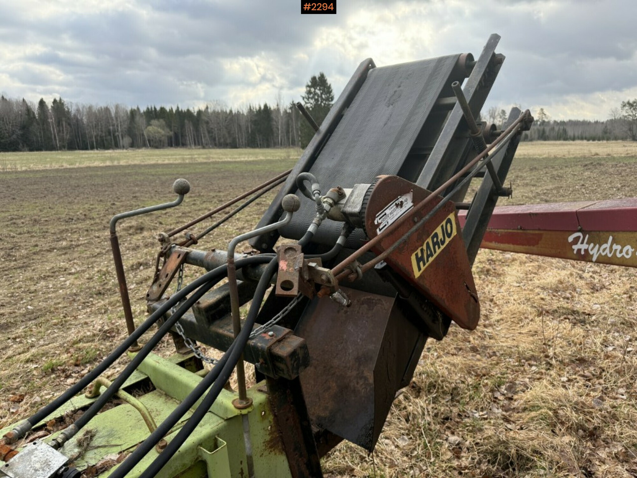 Matériel de fenaison Claas Markant 60 square baler with thrower: photos 13
