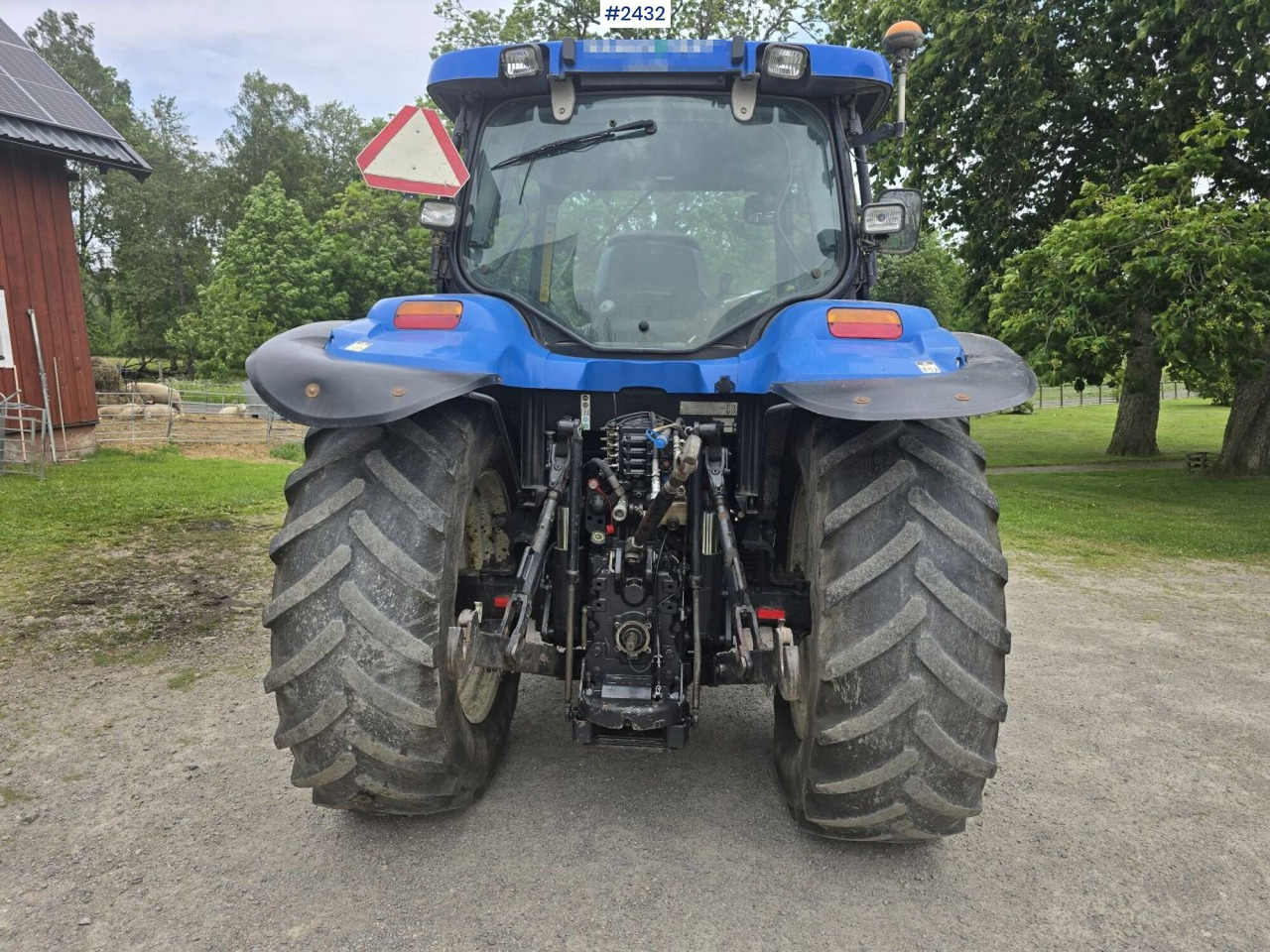 New Holland TS 125A med Frontlastare - Tracteur agricole: photos 3 New Holland TS 125A med Frontlastare - Tracteur agricole: photos 3