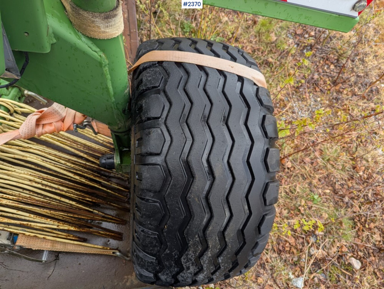 Matériel de fenaison Rotary Rake Krone Swadro 1010: photos 16