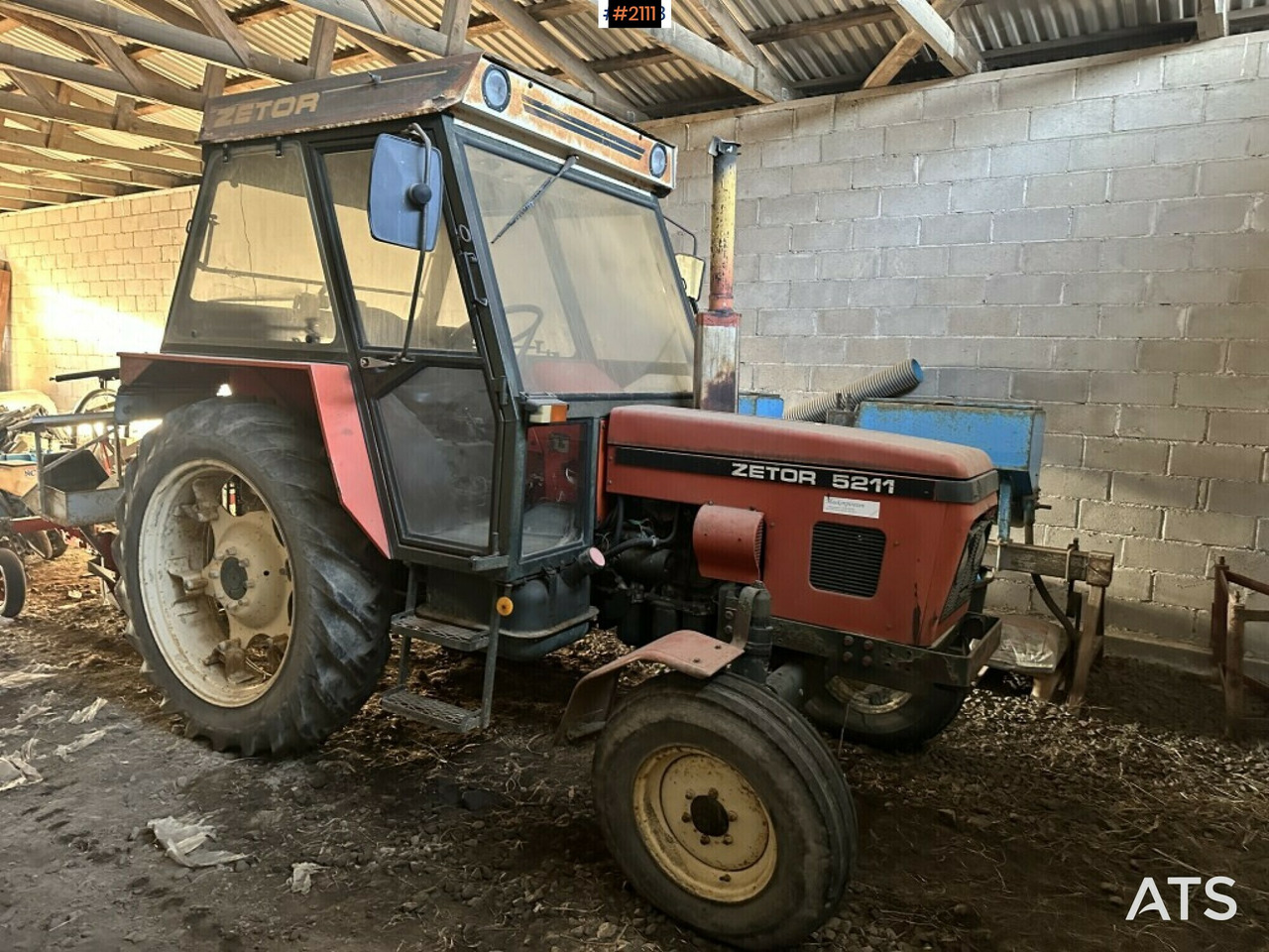 Tractor Zetor 5211 - Tracteur agricole: photos 1 Tractor Zetor 5211 - Tracteur agricole: photos 1