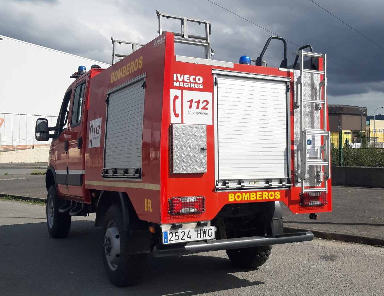 IVECO MAGIRUS DAILY 55S17W 4X4 - Camion de pompier: photos 5 IVECO MAGIRUS DAILY 55S17W 4X4 - Camion de pompier: photos 5