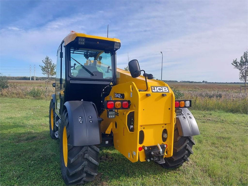 JCB 542-70 AgriXtra DTVT - Chariot télescopique: photos 2 JCB 542-70 AgriXtra DTVT - Chariot télescopique: photos 2