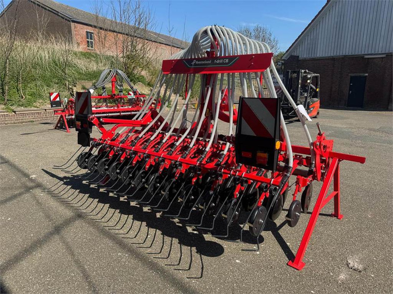 Kverneland CB 3000 3 punt - Combiné de semis: photos 3 Kverneland CB 3000 3 punt - Combiné de semis: photos 3
