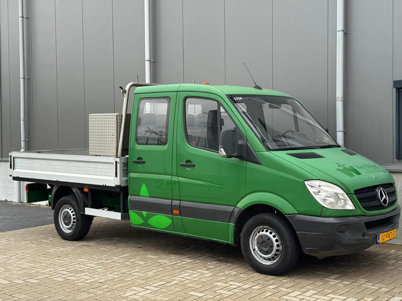 Mercedes-Benz Sprinter 311 311 CDI 2.2 pick-up bakwagen - Utilitaire plateau: photos 4 Mercedes-Benz Sprinter 311 311 CDI 2.2 pick-up bakwagen - Utilitaire plateau: photos 4