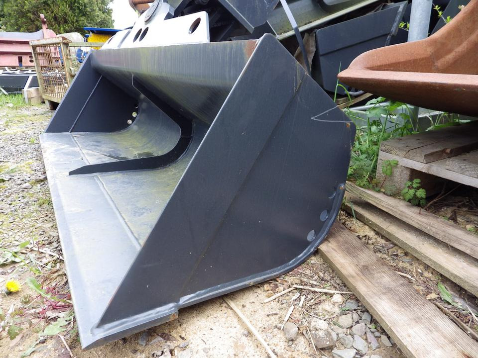Schwenkbare Grabenräumlöffel MS01 3 x auf Lager - Godet pour pelle pour Engins de chantier: photos 1 Schwenkbare Grabenräumlöffel MS01 3 x auf Lager - Godet pour pelle pour Engins de chantier: photos 1