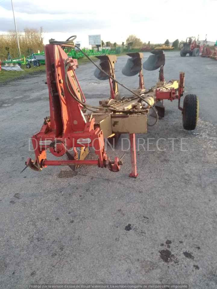 GOIZIN CHARRUE P1670 - Charrue: photos 4 GOIZIN CHARRUE P1670 - Charrue: photos 4