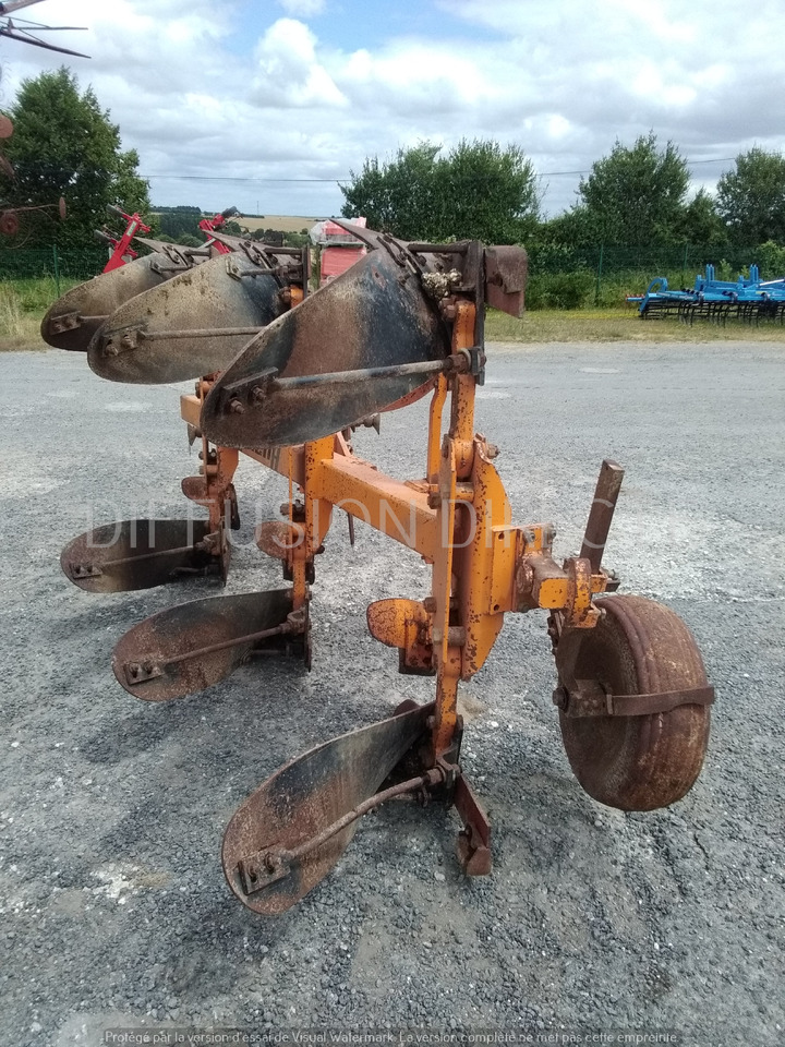 HUARD CHARRUE TRE 65 T - Charrue: photos 3 HUARD CHARRUE TRE 65 T - Charrue: photos 3