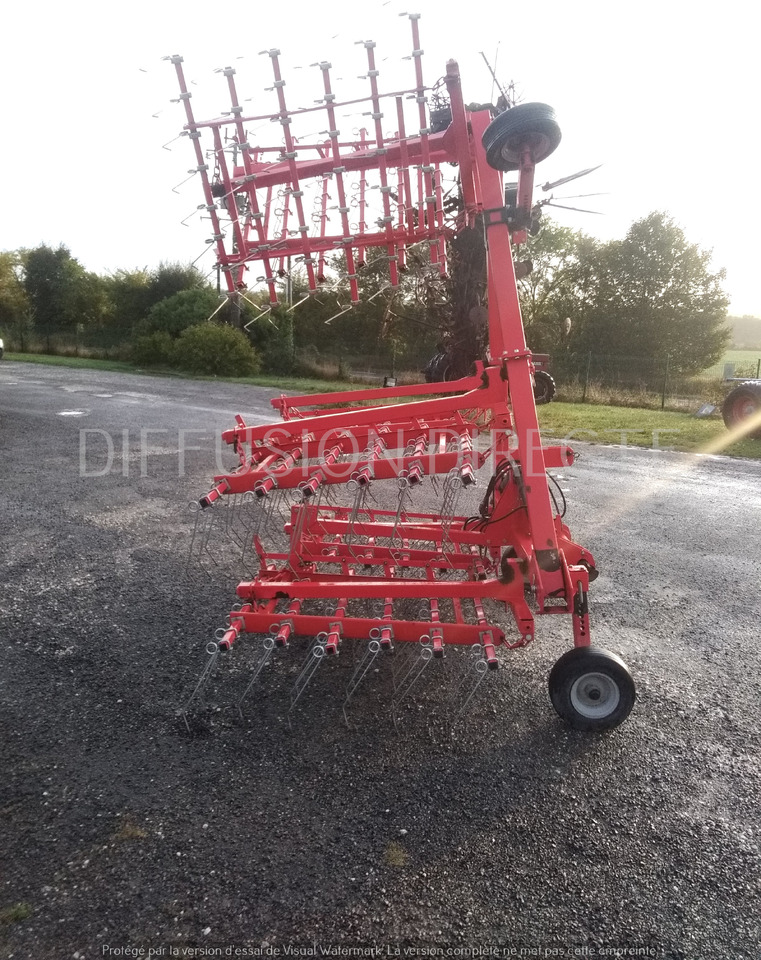 KLIMZA HERSE ETRILLE 9M - Herse étrille: photos 5 KLIMZA HERSE ETRILLE 9M - Herse étrille: photos 5